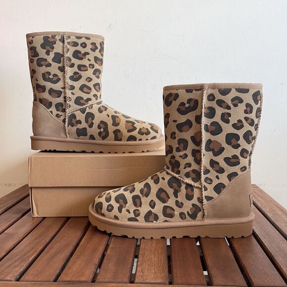 UGG Classic Short II Leopard Print Boots USA Women Size 7/UK 5/EU 38 - Picture 3 of 15